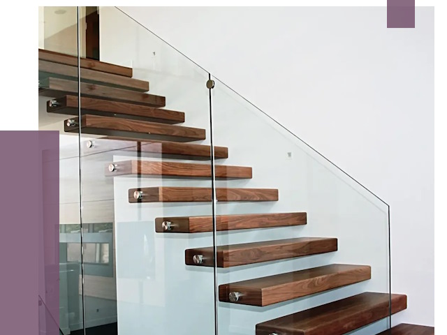 Стеклянные перила для лестницы в Тихорецке от 14945 руб.