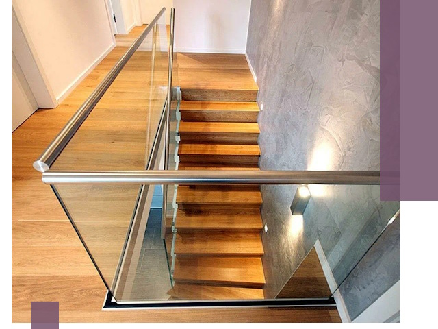 Перила для лестницы в доме — изготовление и монтаж в Тихорецке