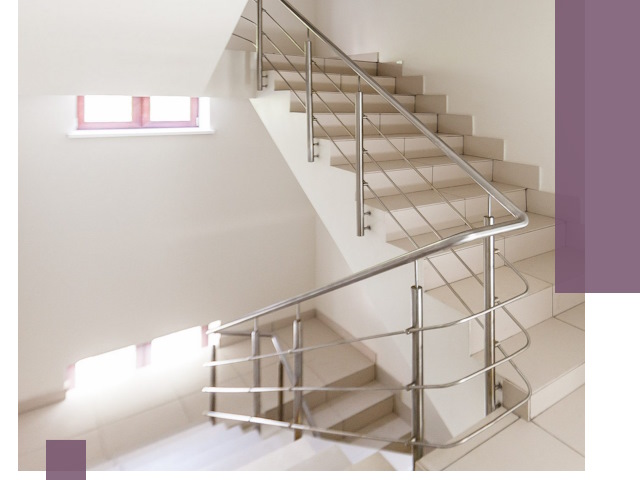 Установка и замена перил в подъезде в Тихорецке