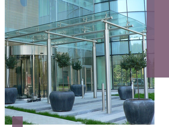 Навесы из стекла на заказ в Тихорецке — монтаж и установка