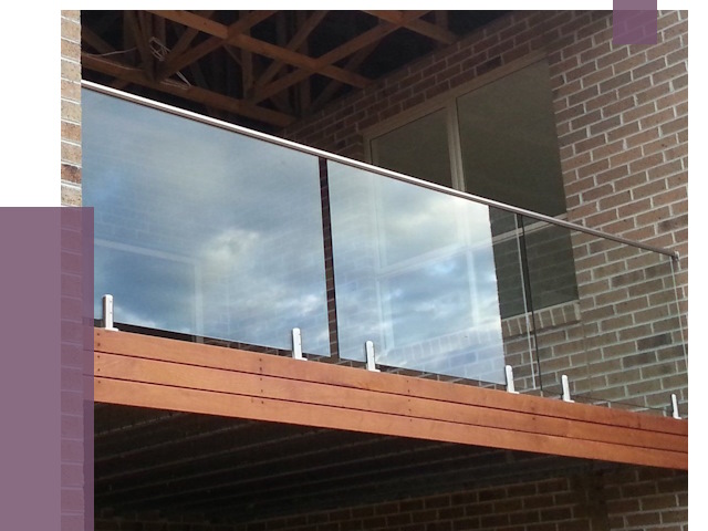 Стеклянные парапеты на крыше и террасе в Тихорецке от 11595 руб. | ПРОЛЁТ-Тхр